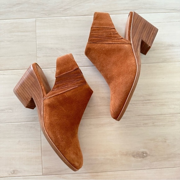 Eileen Fisher Caramel Suede Marlie Slingback Heels